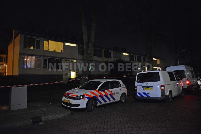 Man (37) aangehouden na vondst dode vrouw in woning Bosch Zwijndrecht