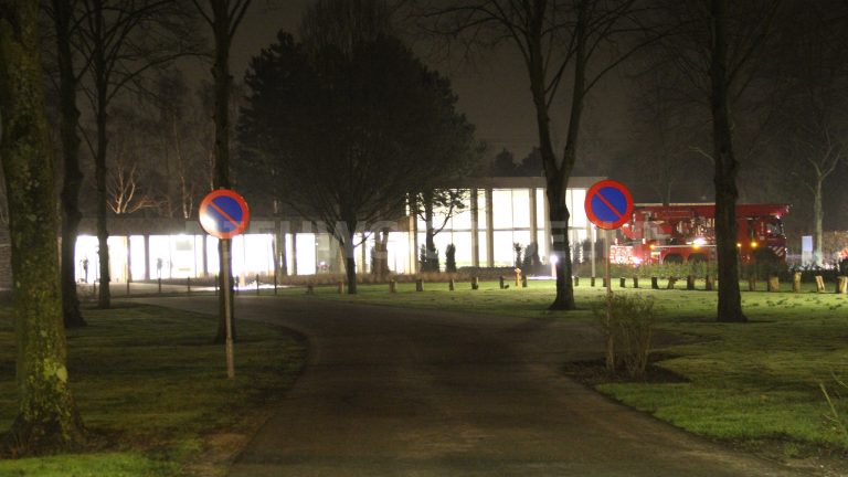 Brand bij verbrandingsoven zorgt voor rook in Crematorium Schollevaar Burg. van Beresteijnlaan Capelle a/d IJssel