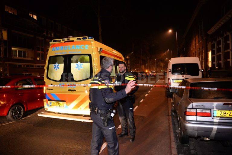 Man (38) op straat voor moskee lokaal neergeschoten Oranjeboomstraat Rotterdam (Video)