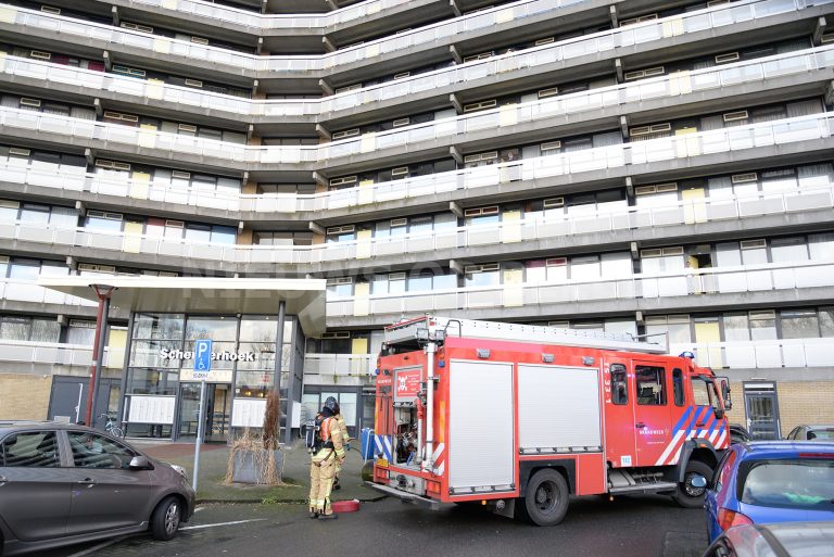 Kleine brand in flatwoning Schermerhoek Capelle aan den IJssel