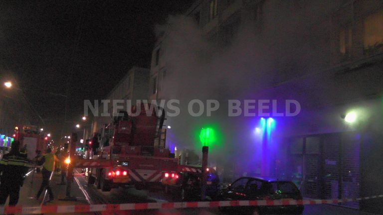 Flinke brand in snackbar Hobbemastraat Den Haag