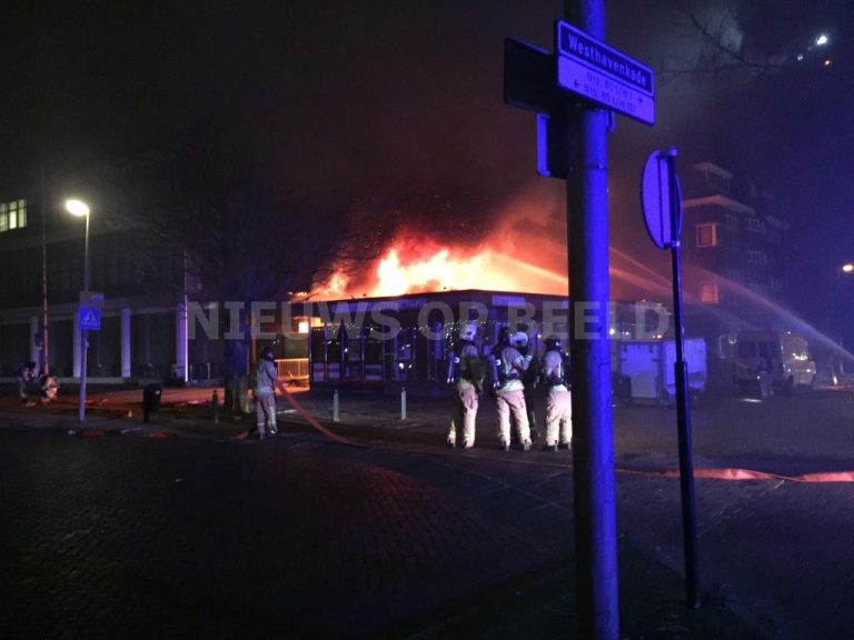 Zeer grote brand Kantoorgebouw Westhavenkade Vlaardingen