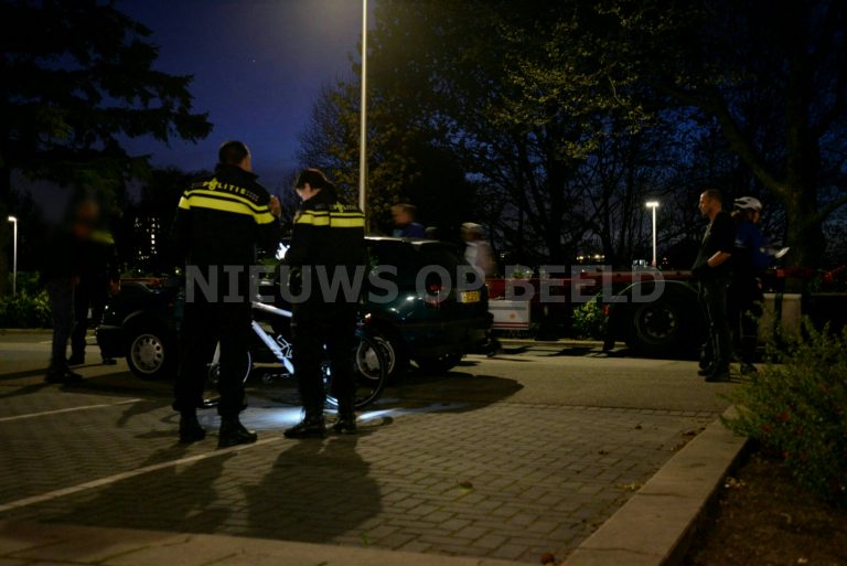 Handhaving haalt 14-jarige automobilist van de weg Groenedijk Capelle a/d IJssel