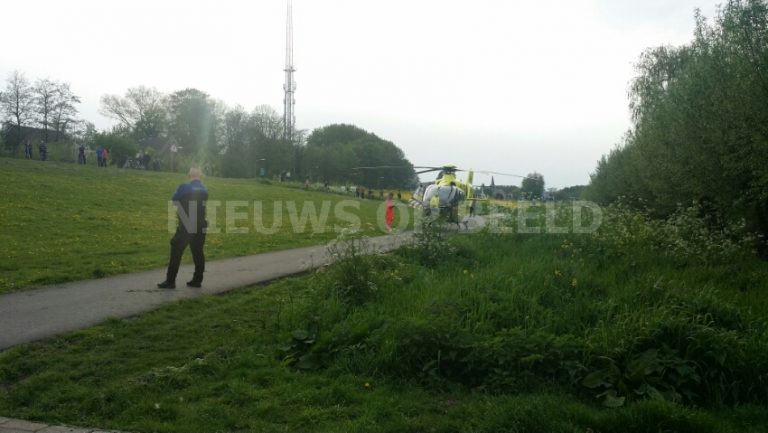 Traumahelikopter ondersteund ambulancepersoneel Reigerhof Nieuwerkerk aan den Ijssel