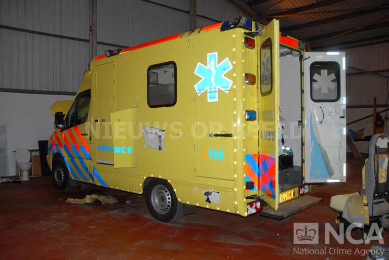 Nederlandse Ambulance met 270 kilo drugs gestopt in Birmingham Engeland