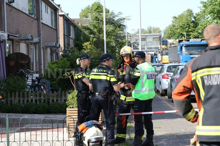 Bewoners geëvacueerd nadat gasleiding geraakt was bij werkzaamheden Molenaarstraat Leiderdorp