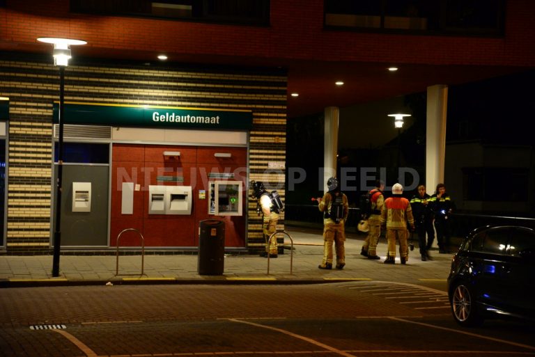 Ramkraak op filiaal ABN Amro WC Prinsenland Maria van IJperenplein Rotterdam
