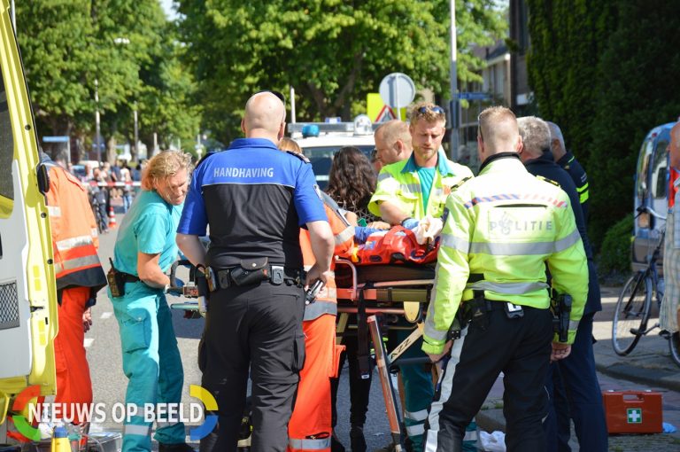 Jongen (9) zwaargewond na ongeval met auto Karel Doormanlaan Zoetermeer (video)