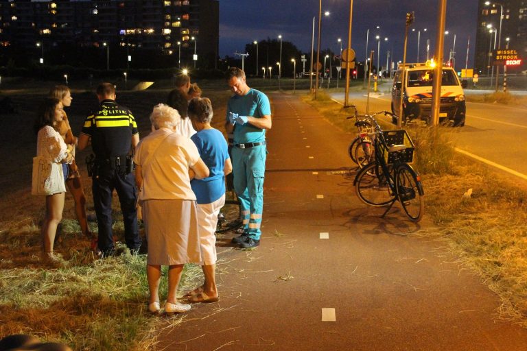 Fietsers komen in botsing met elkaar Nijverheidstraat Capellle