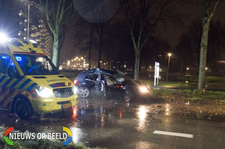 Zwaargewonde bij aanrijding op de Meerzichtlaan in Zoetermeer