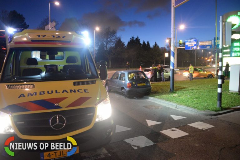 Flinke schades na ongeval Tjalklaan Rotterdam