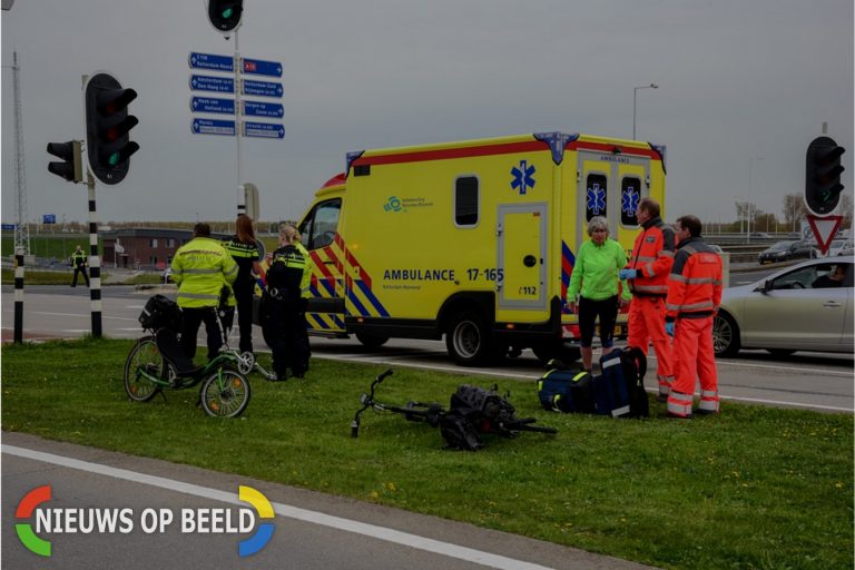 Fietsster raakt ernstig gewond na botsing met auto