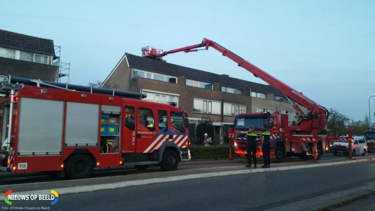 Brandweer heeft handen vol aan schoorsteenbrandje Vijverlaan Krimpen aan den IJssel