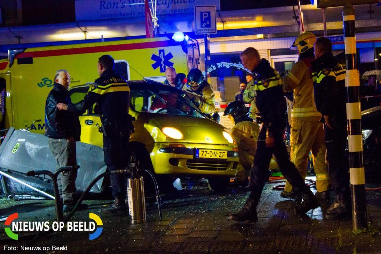 Forse aanrijding met meerdere gewonden Beijerlandselaan Rotterdam