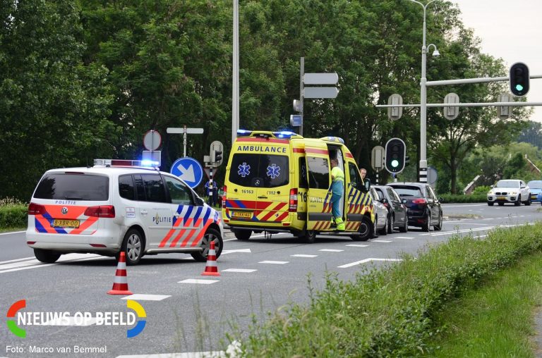 Drie auto’s betrokken bij kop-staartbotsing Provincialeweg West / N228 Haastrecht