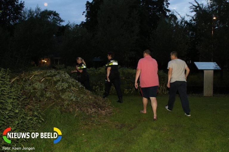 Grootschalige zoekactie in woonwijk Hofstedelaantje Koudekerk aan den Rijn
