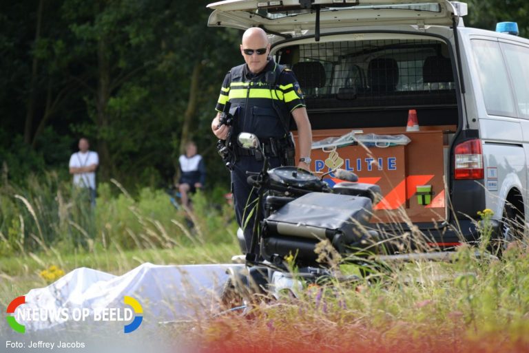 Man raakt te water met scootmobiel en overlijdt Kooiwalbos Barendrecht
