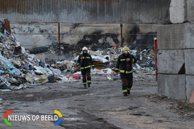 Buitenbrand blijkt afvalverbranding Achthovenerweg Leiderdorp