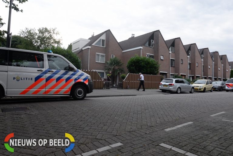 Wapens en handgranaten gevonden in woning Struikheide Rotterdam