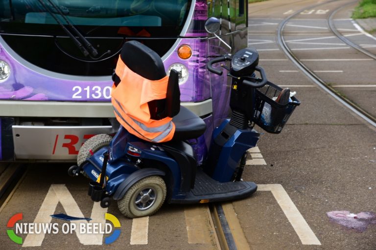 Man in scootmobiel overleden na botsing met tram Nieuwe Damlaan Schiedam