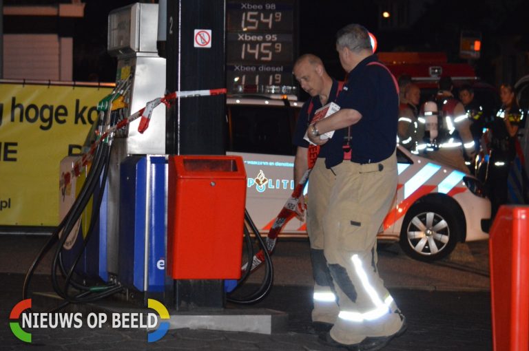 Brandweer rukt uit voor op hol geslagen benzinepomp Noordeindseweg Berkel en Rodenrijs