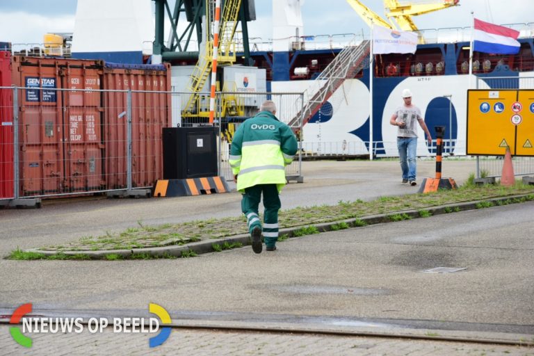 Ongeval aan boord van schip, 2 zwaargewonden Drutenstraat Rotterdam