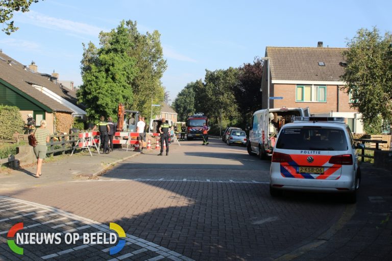 Gaslek na werkzaamheden op straat Klimopzoom Leiderdorp