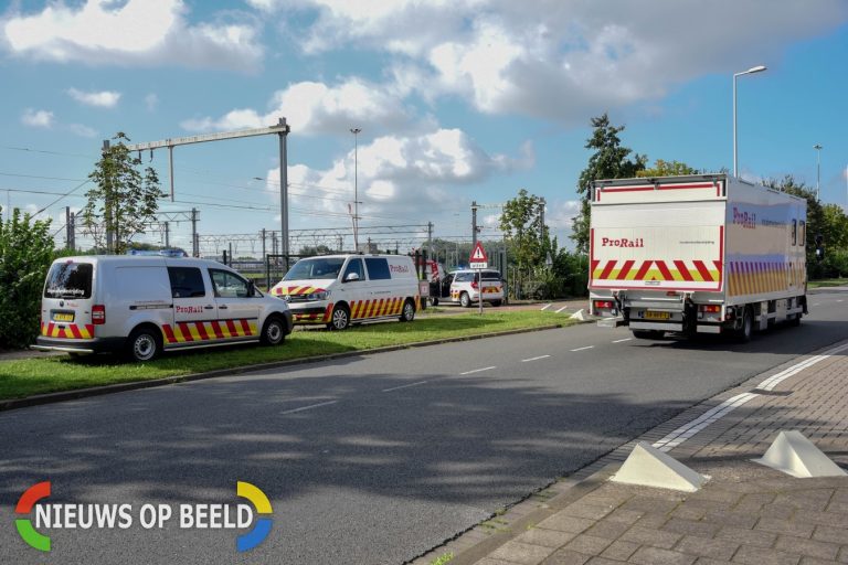 Hulpdiensten opgeroepen voor lek in treinwagon Albert Plesmanweg Rotterdam