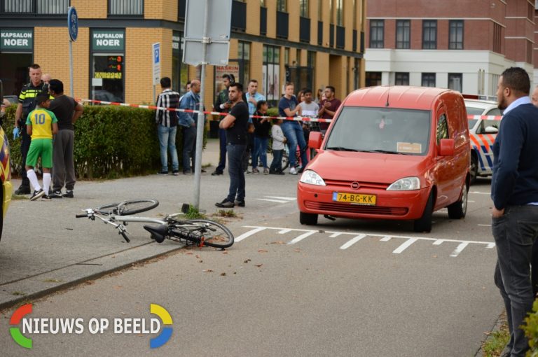 Zwaargewonde bij aanrijding tussen personenauto en fietser Willem-Dreeslaan Zoetermeer