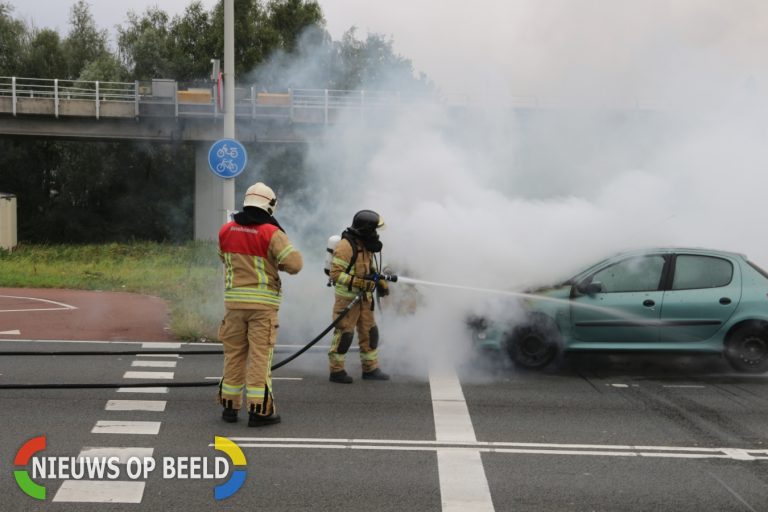 Verkeershinder na voertuigbrand Capelseplein Capelle aan den IJssel