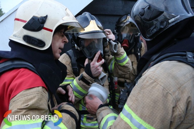 Oefenening brandweer Capelle bij scouting aan de ’s Gravenweg Capelle aan den IJssel ( video)