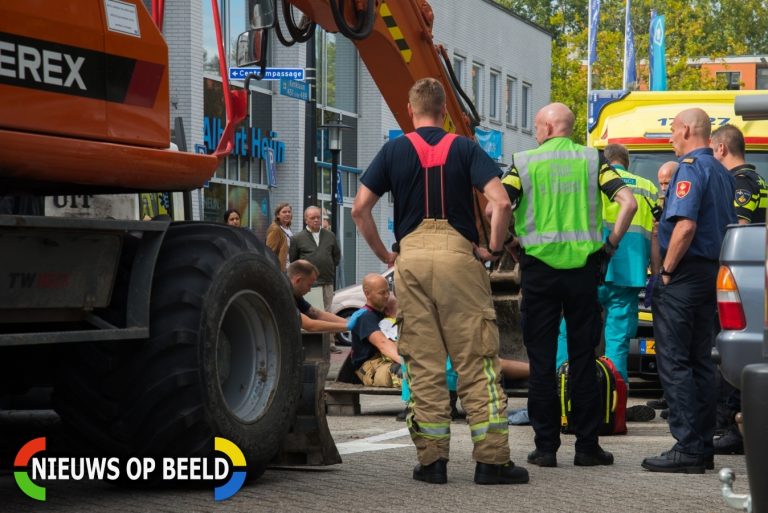 Bouwvakker gewond door instorten van trottoir Centrumpassage Capelle aan den IJssel