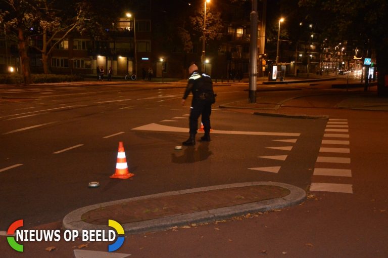 Politie lost waarschuwingsschot Noorderbrug Rotterdam