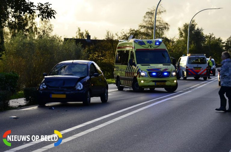 Gewonde bij aanrijding tussen twee personenauto’s Provincialeweg West – N228 Haastrecht