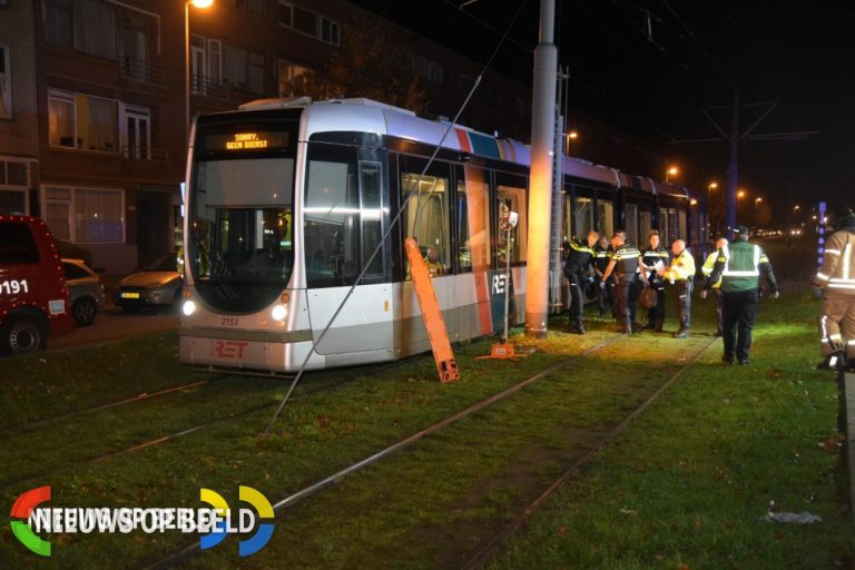 Voetganger zwaargewond na aanrijding met tram Rotterdamsedijk Schiedam
