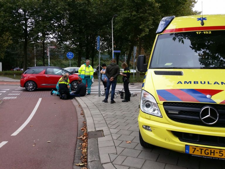 Fietser gewond bij aanrijding Stationsplein Capelle aan den IJssel