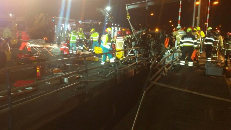 Dode en drie zwaargewonden na zeer ernstig ongeval Aalsmeerderbrug N196 Aalsmeer