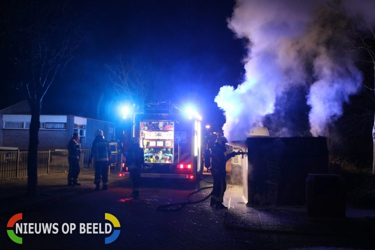 Brandweer blust brandende papiercontainer Broekweg Valkenburg