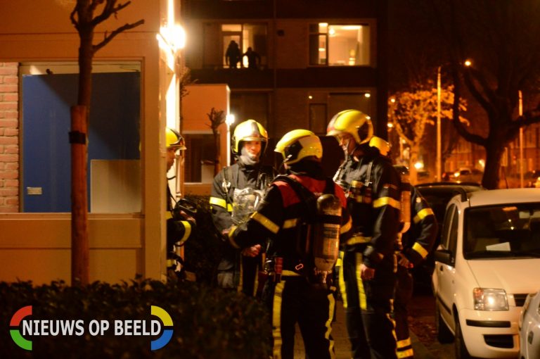 Vijf personen vervoerd naar het ziekenhuis na koolmonoxide in woning Karel doormanlaan Zoetermeer