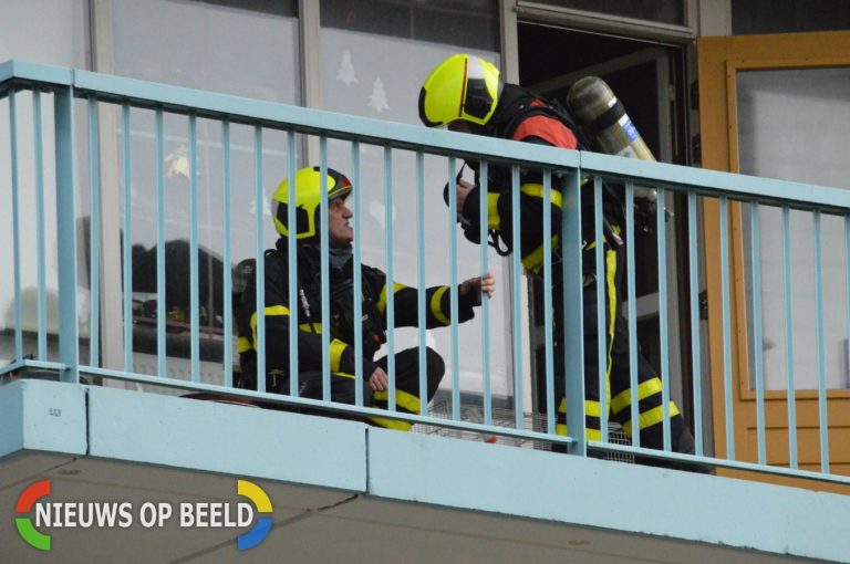 Brandweer redt konijn bij woningbrand Willem van Cleeflaan Zoetermeer