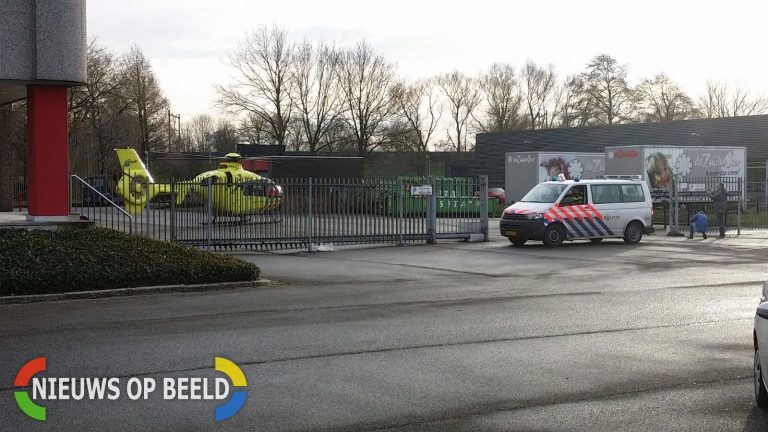 Traumahelikopter uitgerukt voor medische noodsituatie Hoofdweg Capelle aan den IJssel