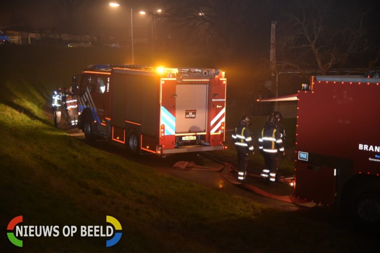 Leegstaande woning compleet in brand Hogedijk Pernis