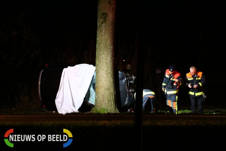 Dode en gewonde na ernstig ongeluk Tweede Bloksweg Waddinxveen