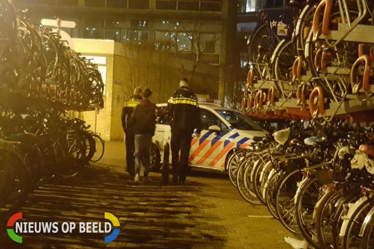 Tweetal jonge fietsendieven op heterdaad betrapt en aangehouden Morssingelterrein Leiden