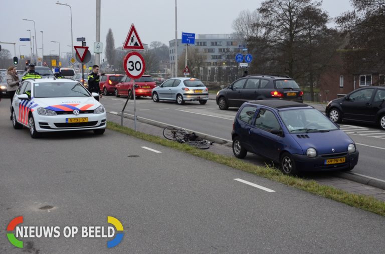Aanrijding tussen auto en fietser Sportlaan Gouda