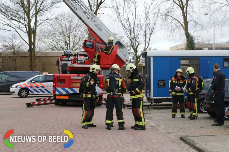 Gasleiding geraakt tijdens werkzaamheden op dak Bartokstraat Leiden
