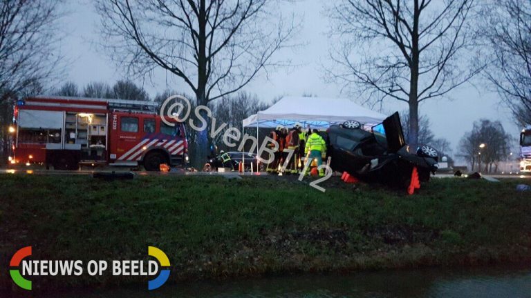 Gewonden na frontale aanrijding N207 Oostkanaalweg Aarlanderveen