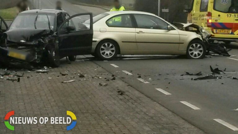 Wederom zware crash Burgemeester van Beresteijnlan Capelle aan den IJssel