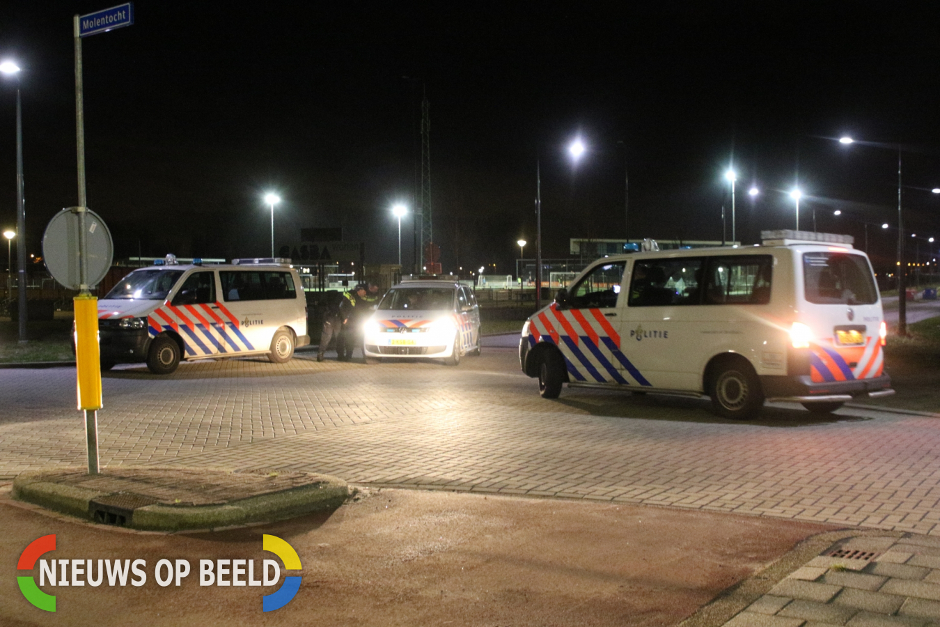 massaal ter plaatse voor via georganiseerd Project X feest, Molentocht in Zoeterwoude