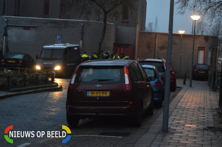 Politie doet onderzoek naar schietpartij Paul Krugerstraat Rotterdam